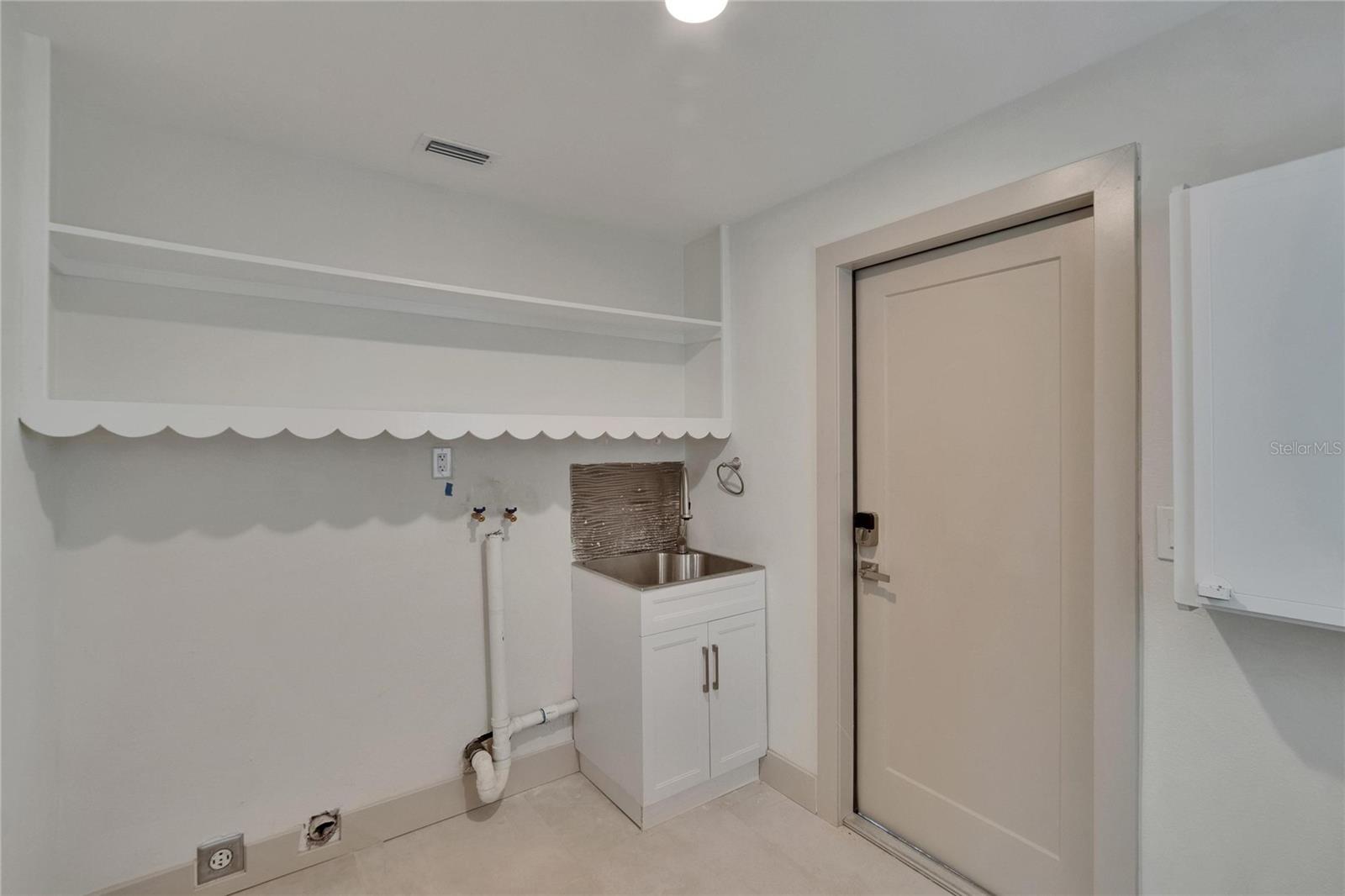 Image 48 of 87 For 1492 Sea Gull Drive S