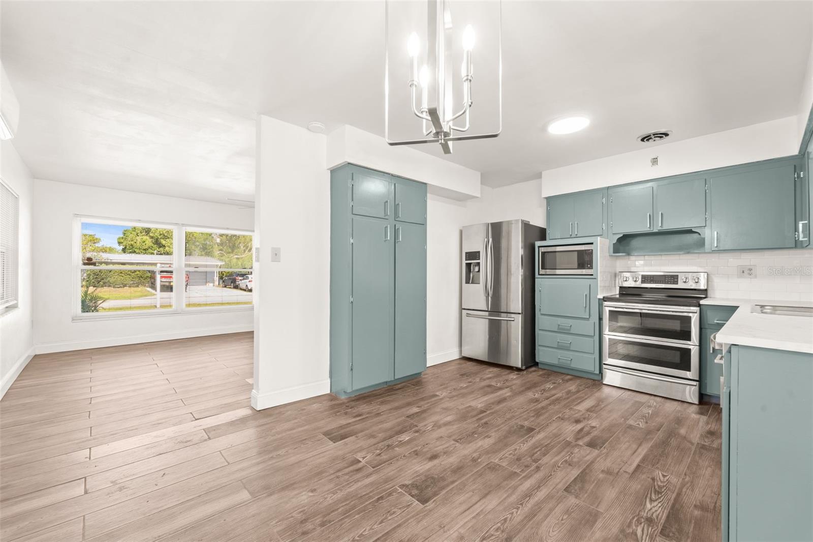 Image 8 of 24 For 8141 42nd Street N