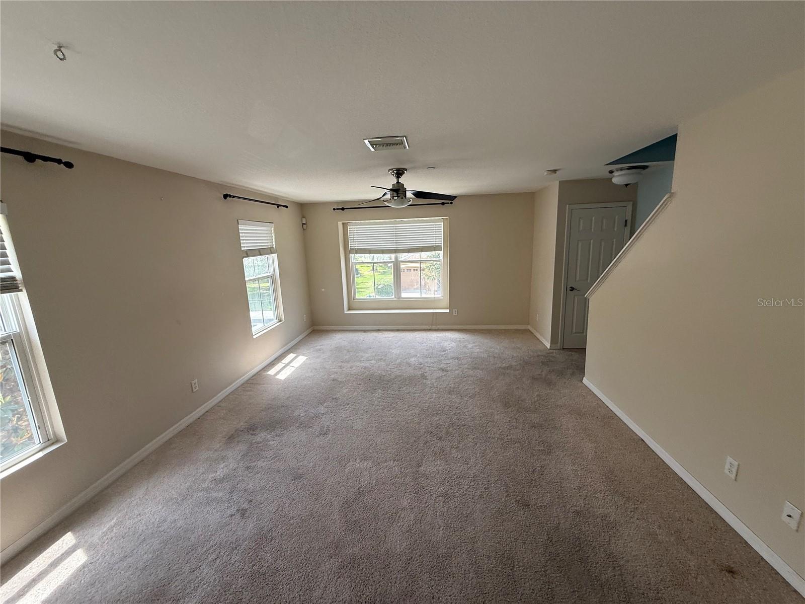 Image 3 of 20 For 8831 White Sage Loop 8831