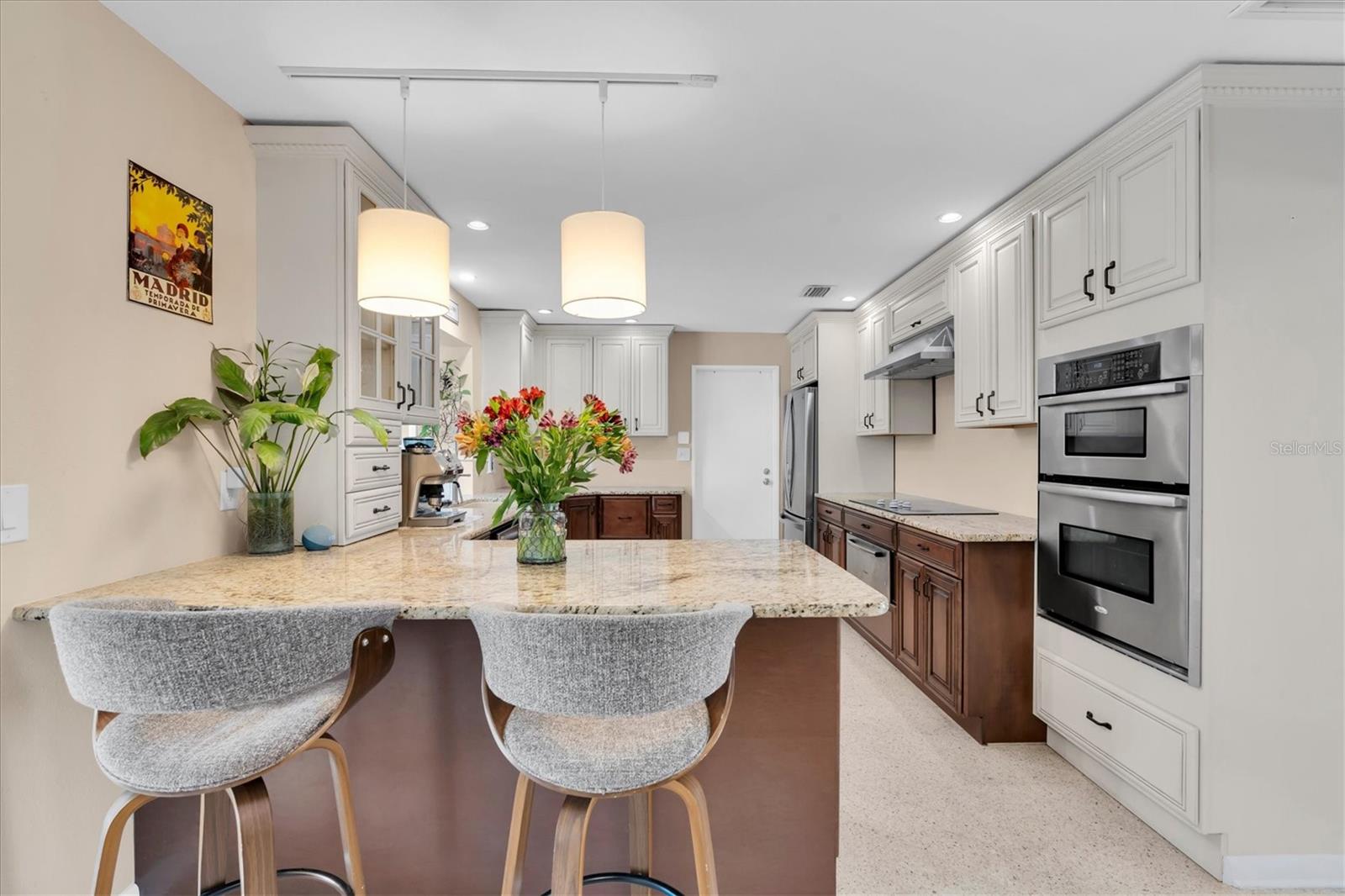 Image 10 of 47 For 1243 Brookside Drive