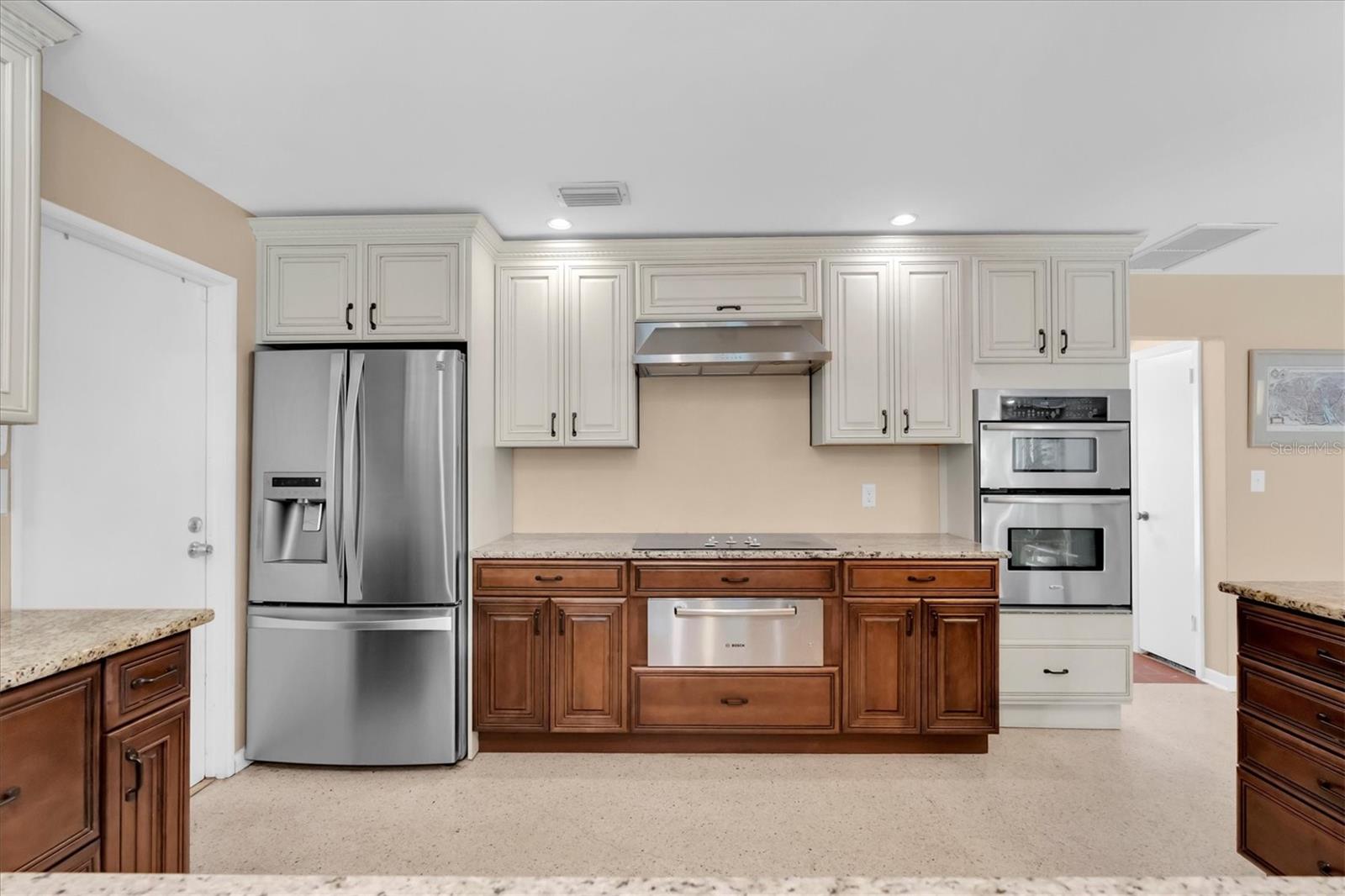 Image 12 of 47 For 1243 Brookside Drive