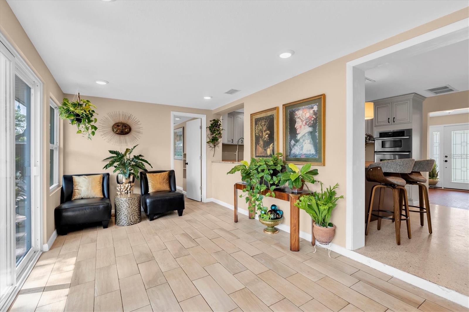 Image 17 of 47 For 1243 Brookside Drive