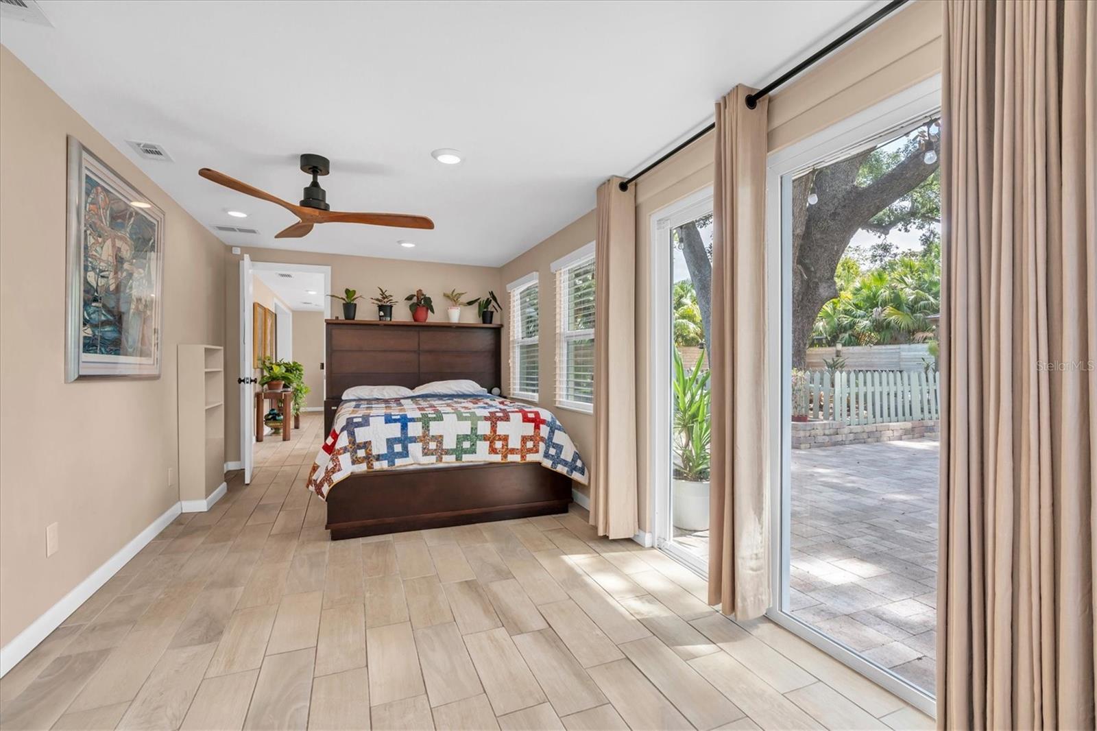 Image 24 of 47 For 1243 Brookside Drive