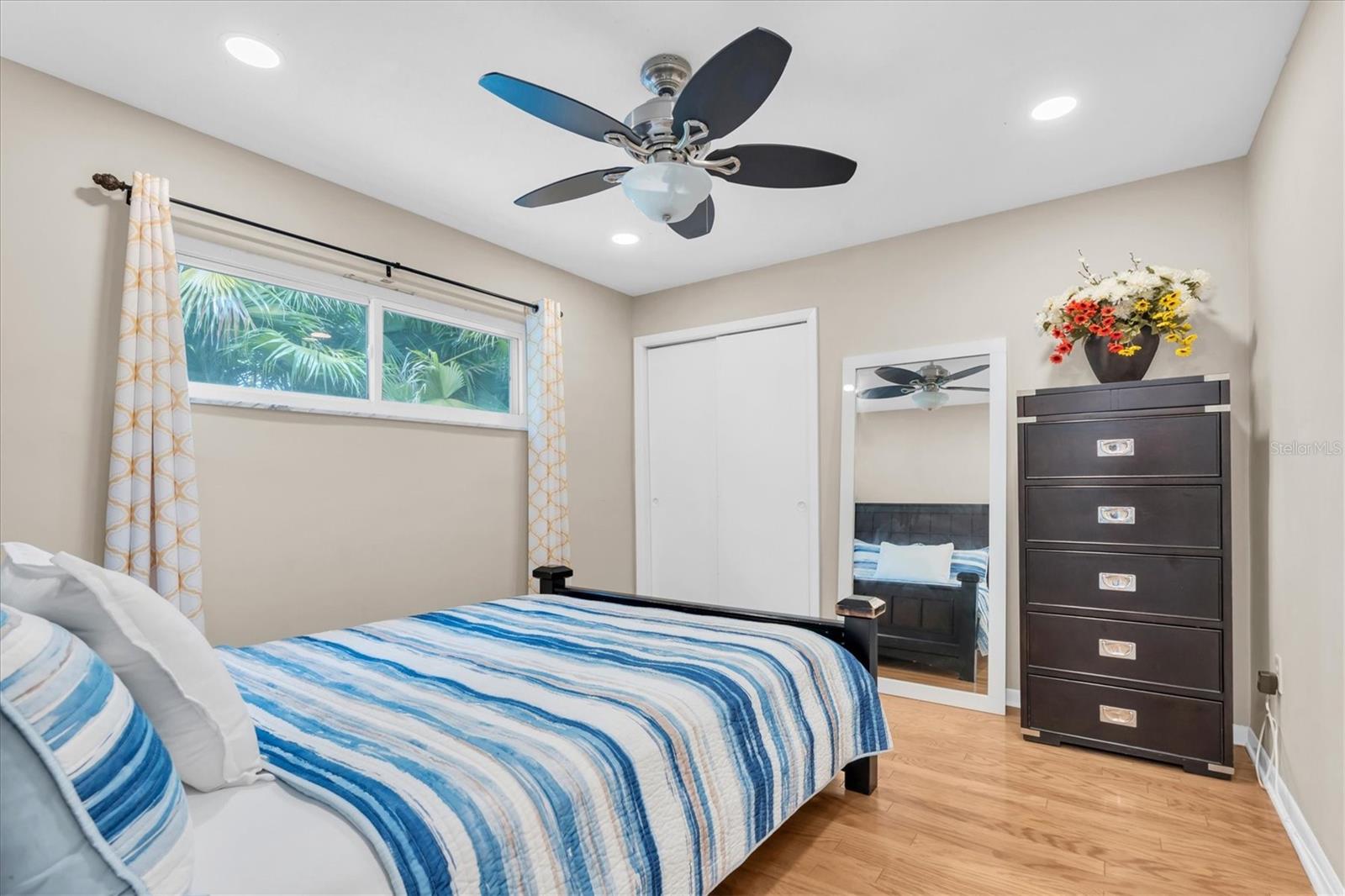 Image 27 of 47 For 1243 Brookside Drive