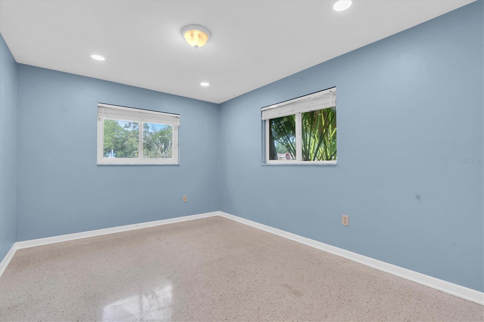 Image 30 of 47 For 1243 Brookside Drive