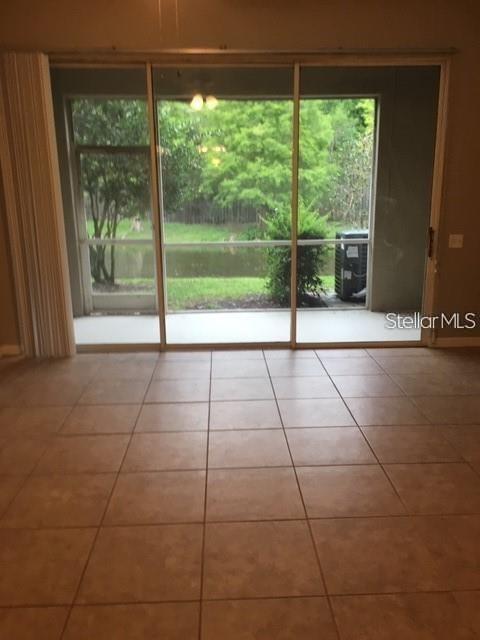 Image 6 of 21 For 4134 Bismarck Palm Drive