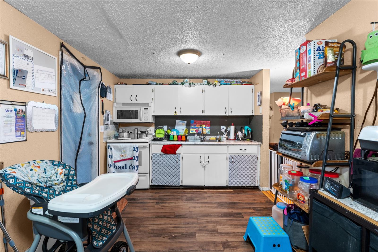 Image 11 of 49 For 14009 20th Street