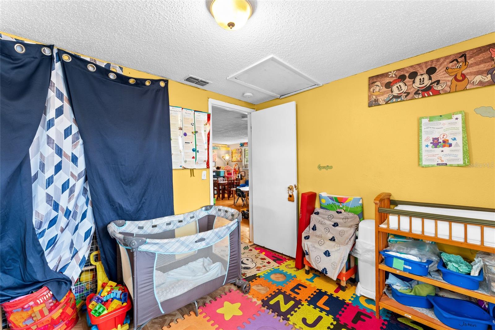 Image 17 of 49 For 14009 20th Street