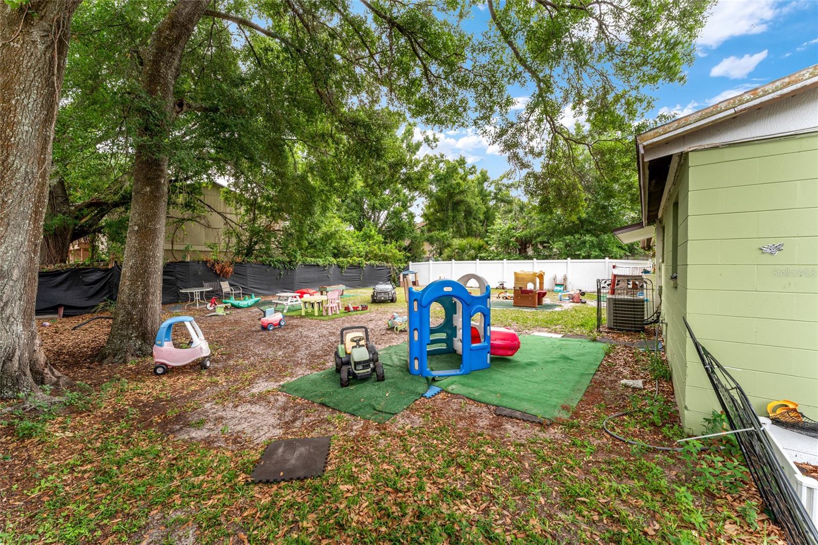 Image 34 of 49 For 14009 20th Street