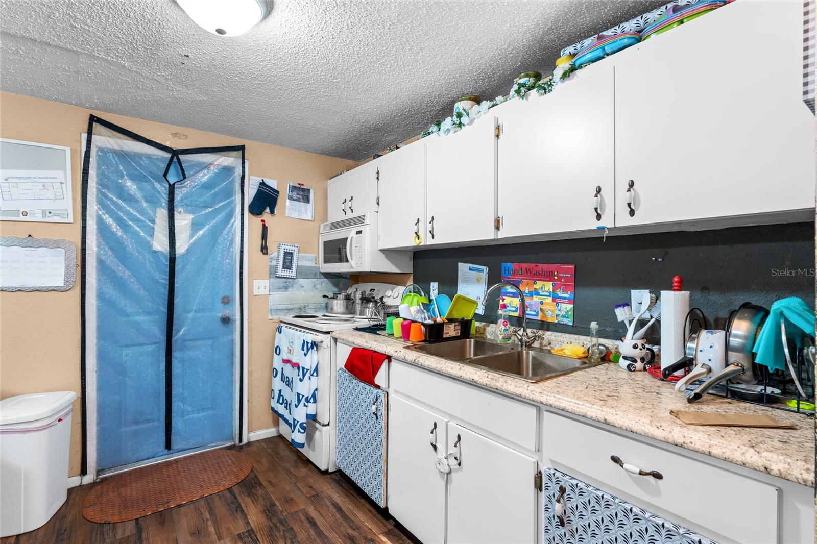 Image 9 of 49 For 14009 20th Street