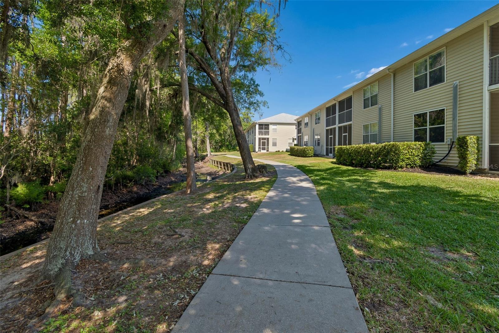Image 49 of 64 For 1633 Hammocks Avenue 1633