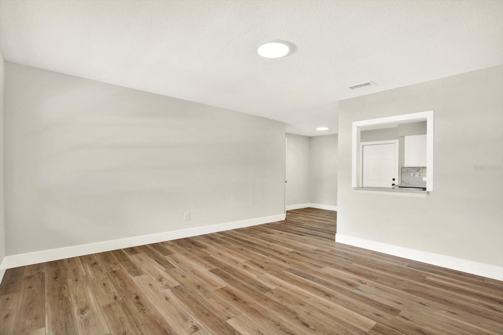 Image 7 of 32 For 17234 Adela Street