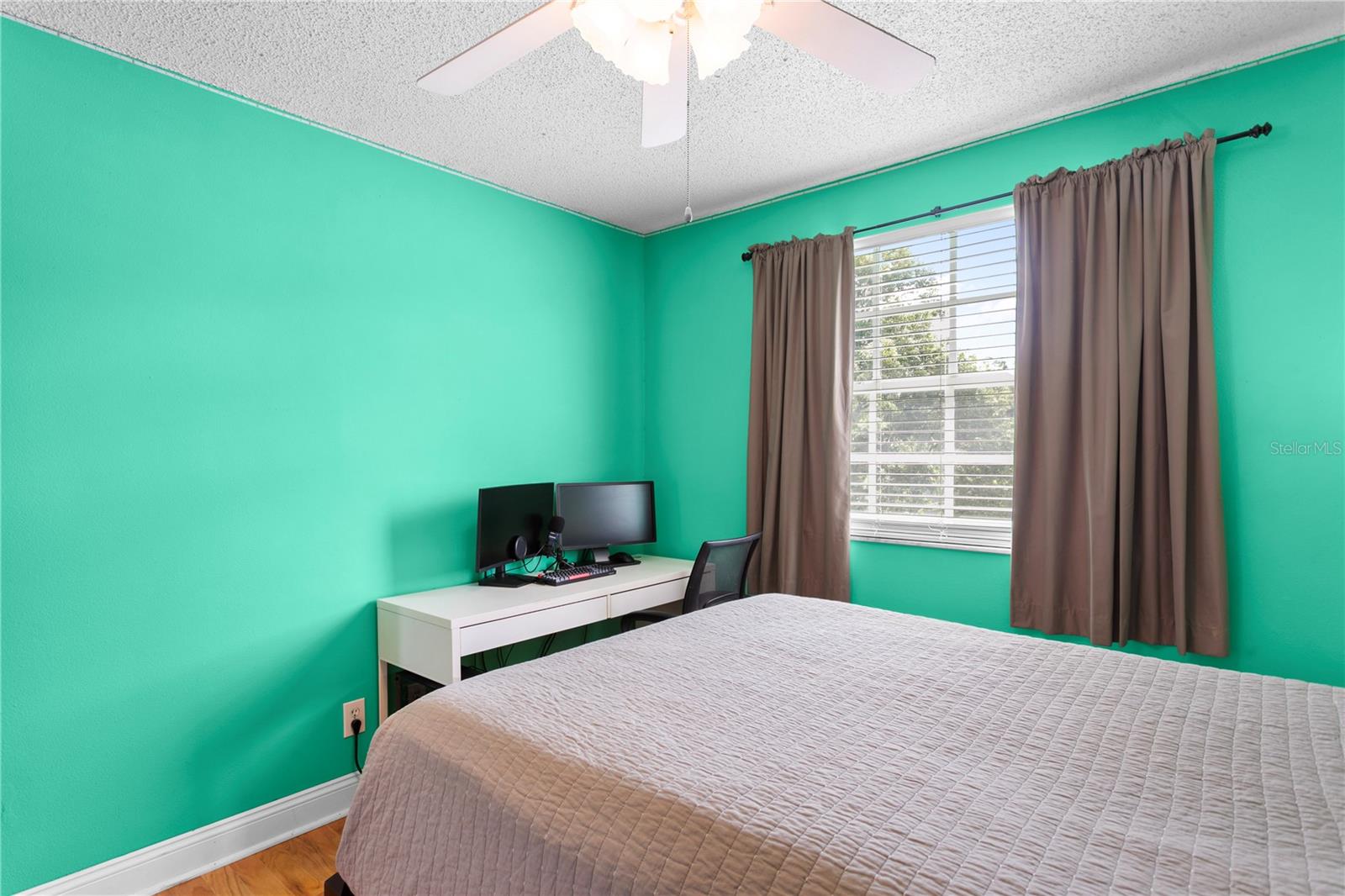 Image 35 of 56 For 15711 Jericho Drive