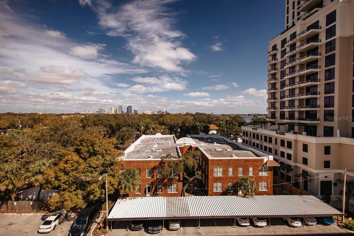 Image 11 of 12 For 2109 Bayshore Boulevard 606