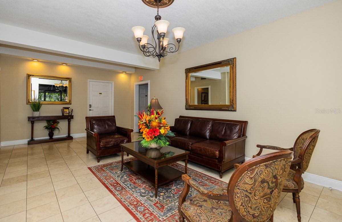 Image 2 of 12 For 2109 Bayshore Boulevard 606