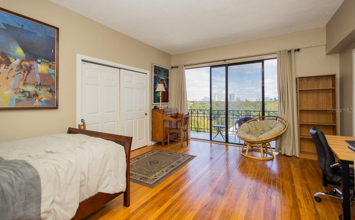 Image 4 of 12 For 2109 Bayshore Boulevard 606
