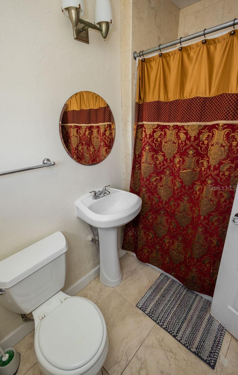 Image 8 of 12 For 2109 Bayshore Boulevard 606