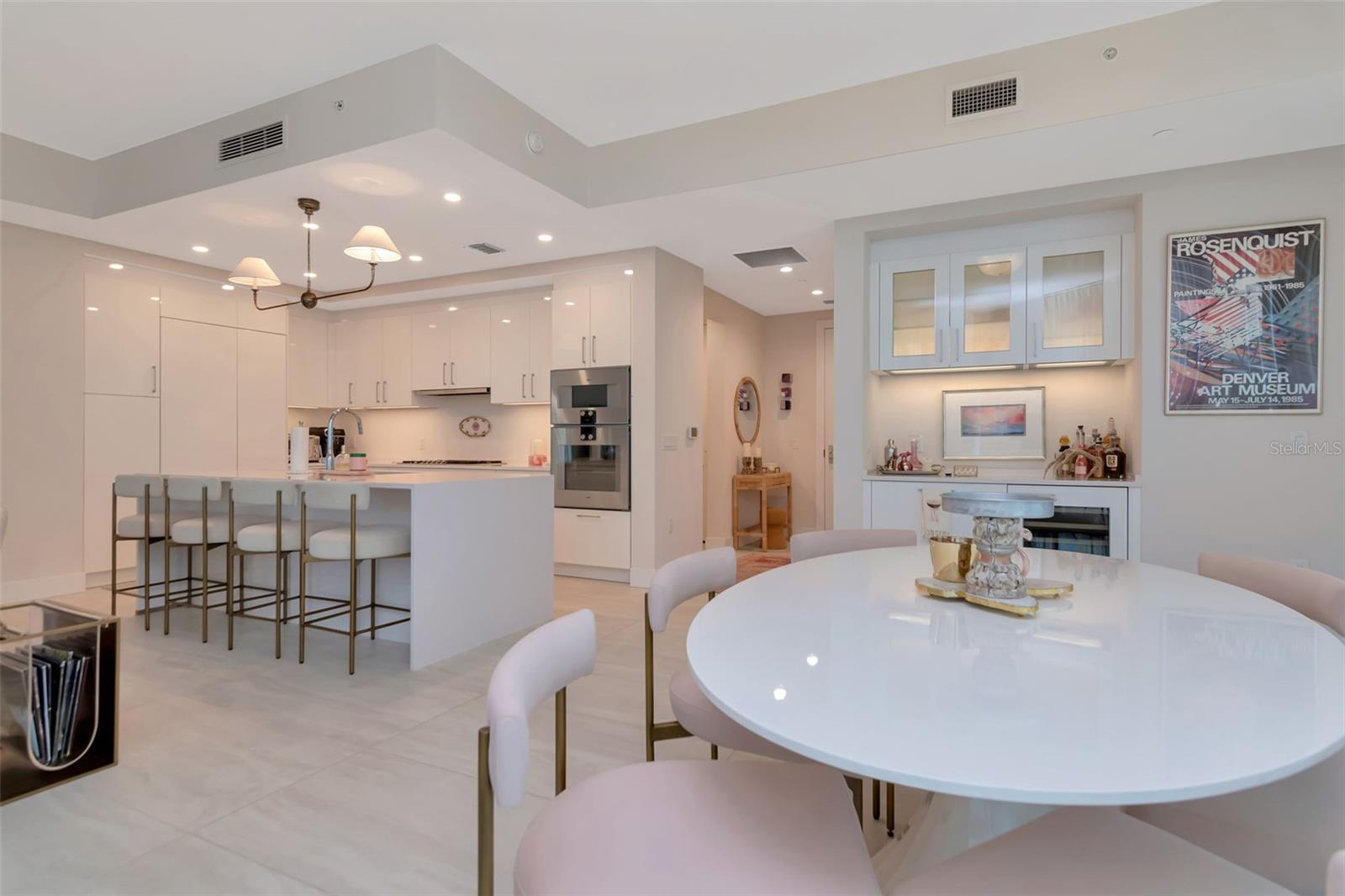 Listing photo id 16 for 2103 Bayshore Boulevard 602