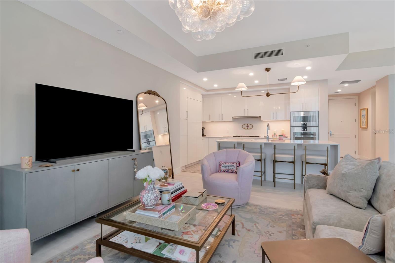 Listing photo id 32 for 2103 Bayshore Boulevard 602