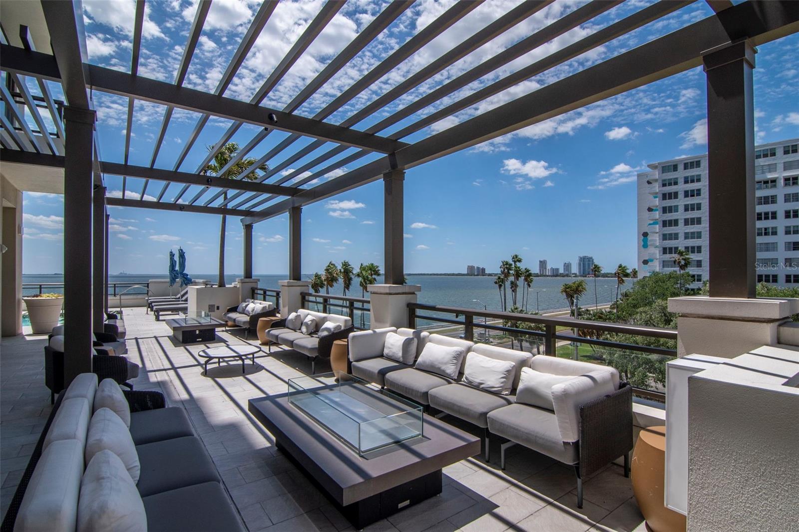 Listing photo id 56 for 2103 Bayshore Boulevard 602