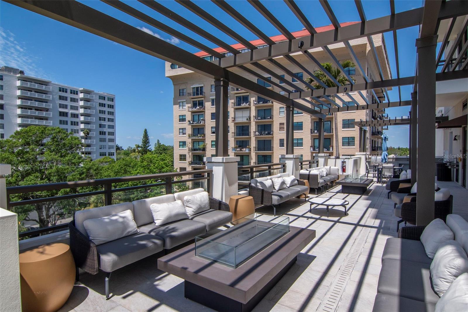 Listing photo id 68 for 2103 Bayshore Boulevard 602