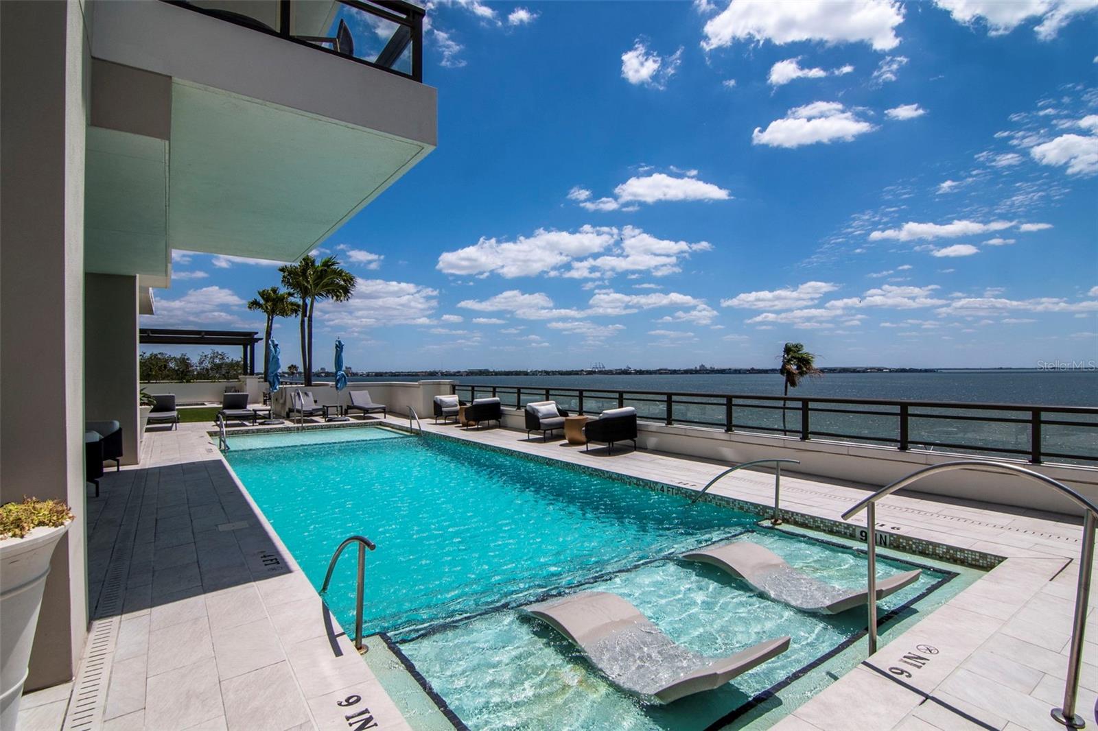 Listing photo id 70 for 2103 Bayshore Boulevard 602