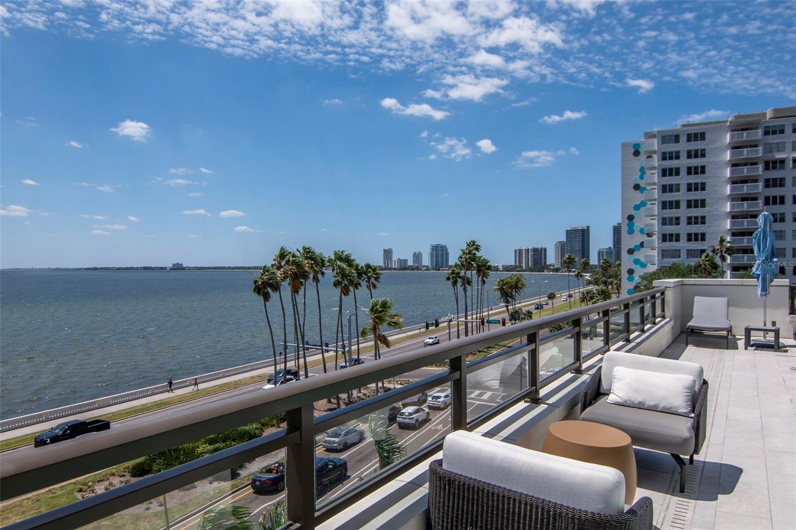 Listing photo id 92 for 2103 Bayshore Boulevard 602