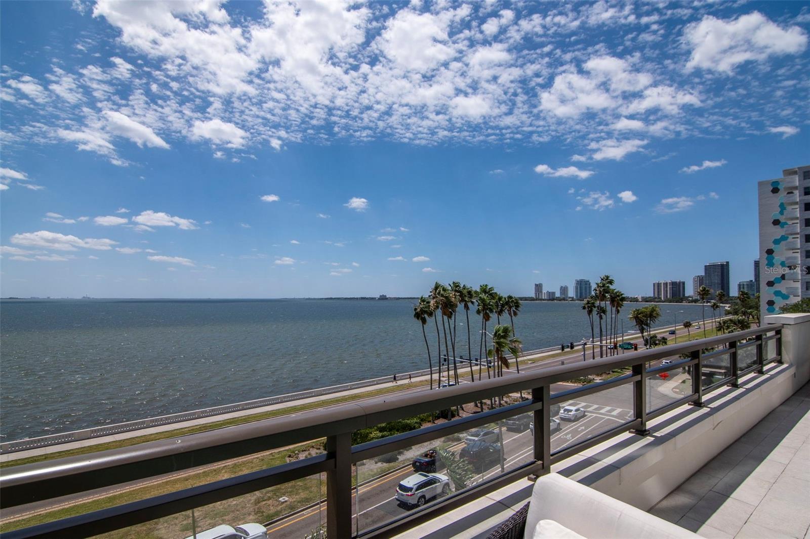 Listing photo id 95 for 2103 Bayshore Boulevard 602