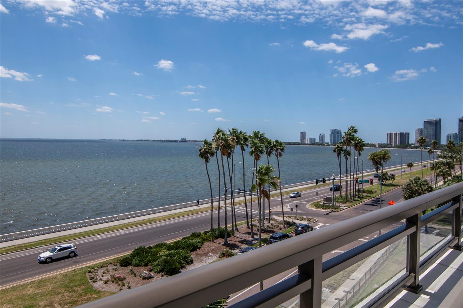 Listing photo id 96 for 2103 Bayshore Boulevard 602