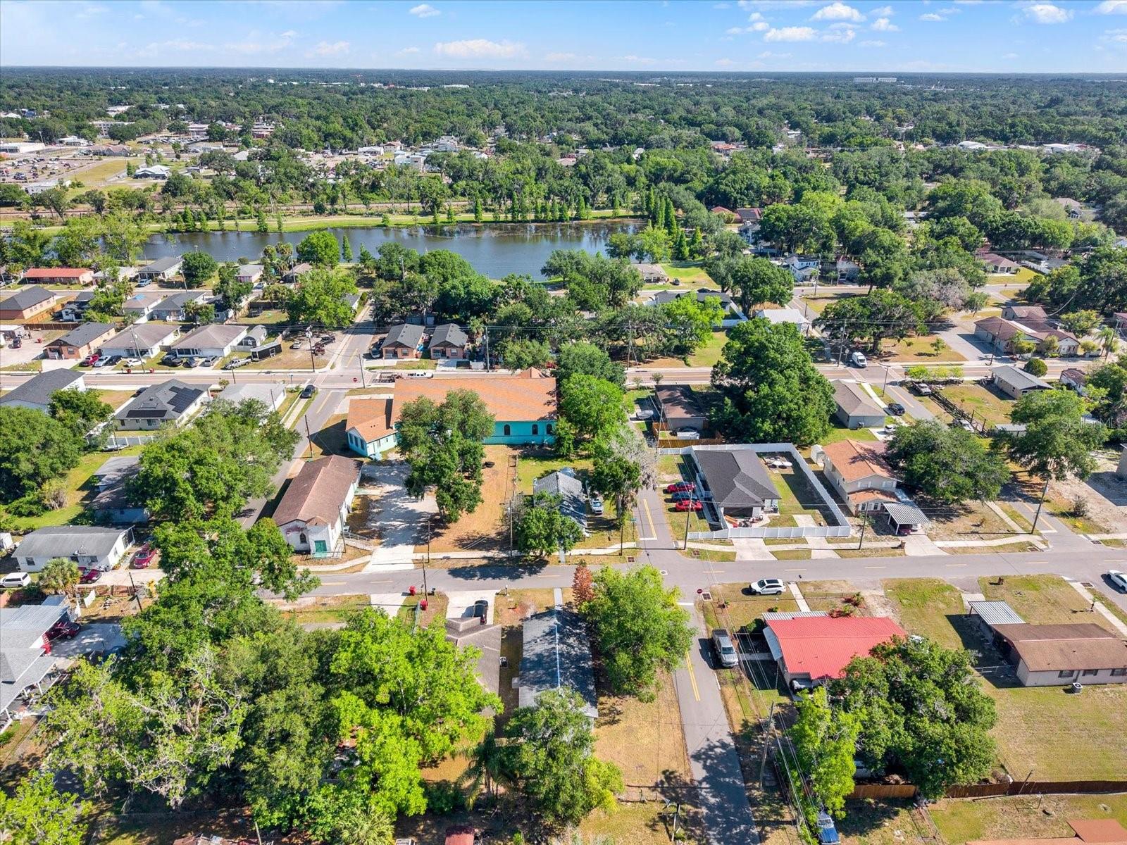 Image 31 of 33 For 907 Renfro Street