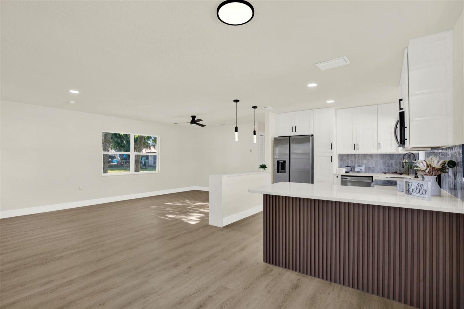 Image 7 of 33 For 907 Renfro Street