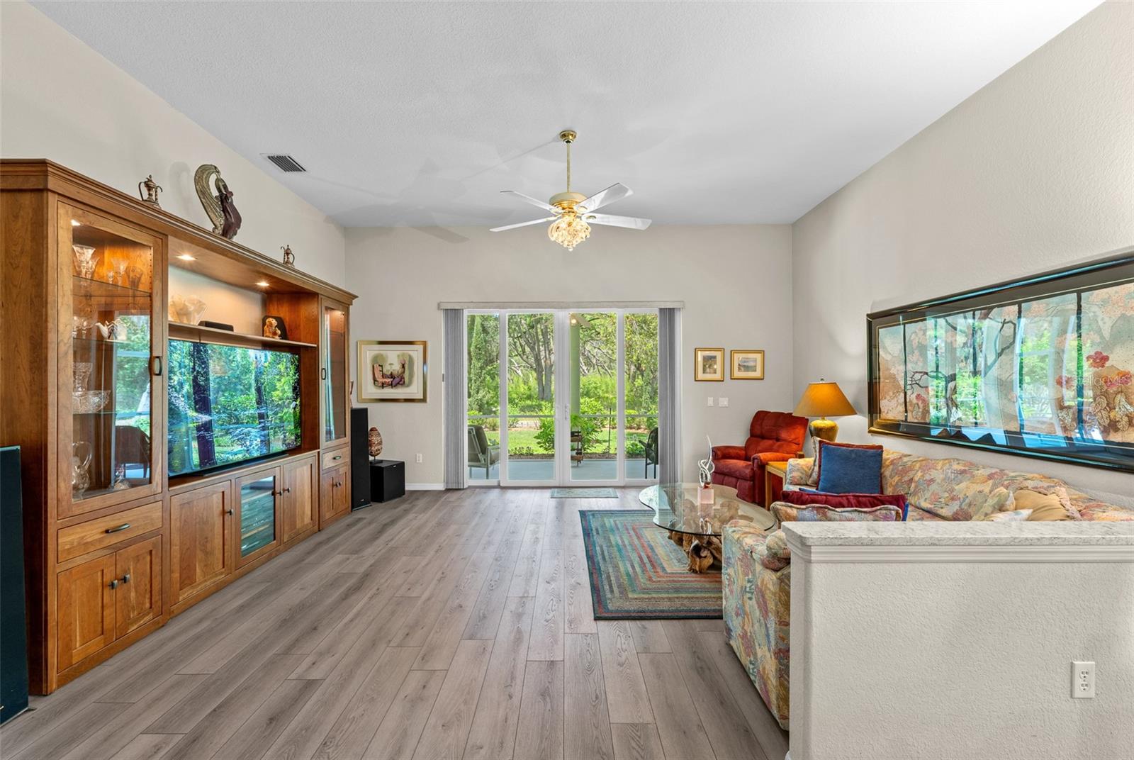 Listing photo id 15 for 5222 New Brittany Lane