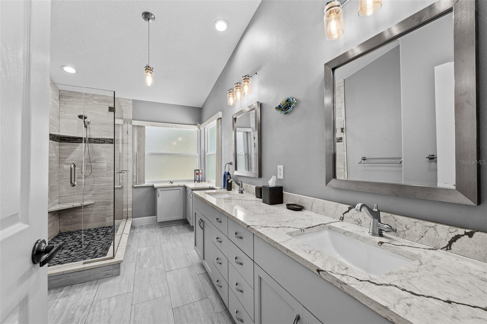 Listing photo id 21 for 5222 New Brittany Lane