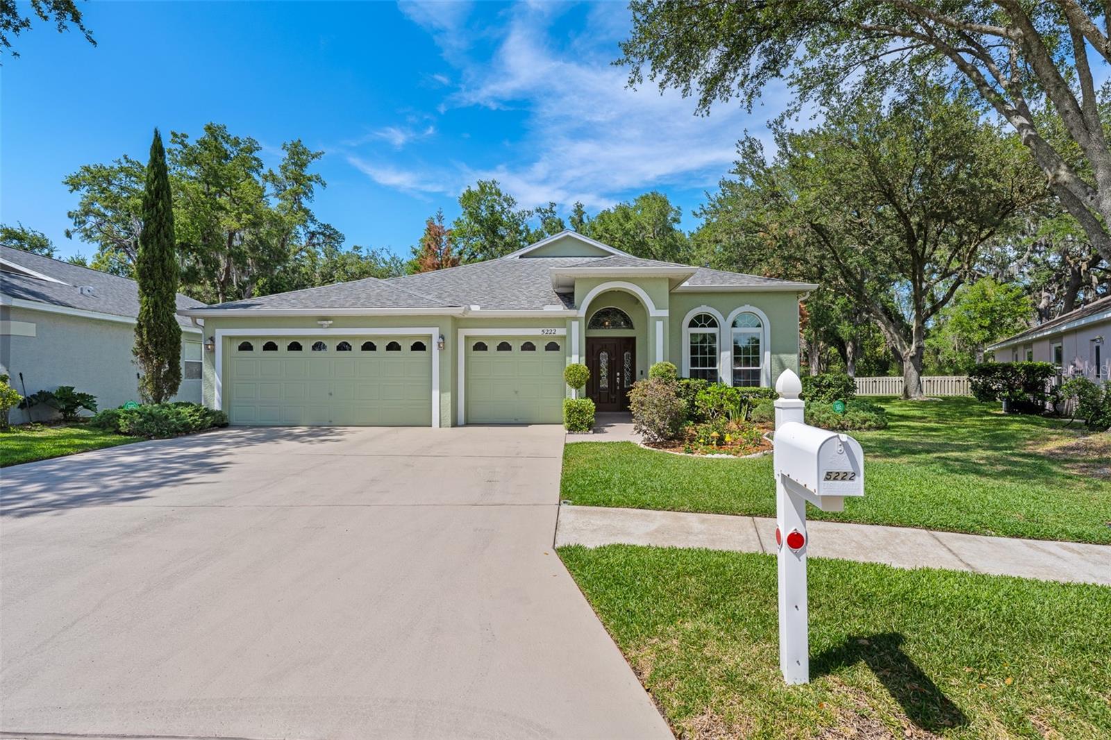 Listing photo id 38 for 5222 New Brittany Lane
