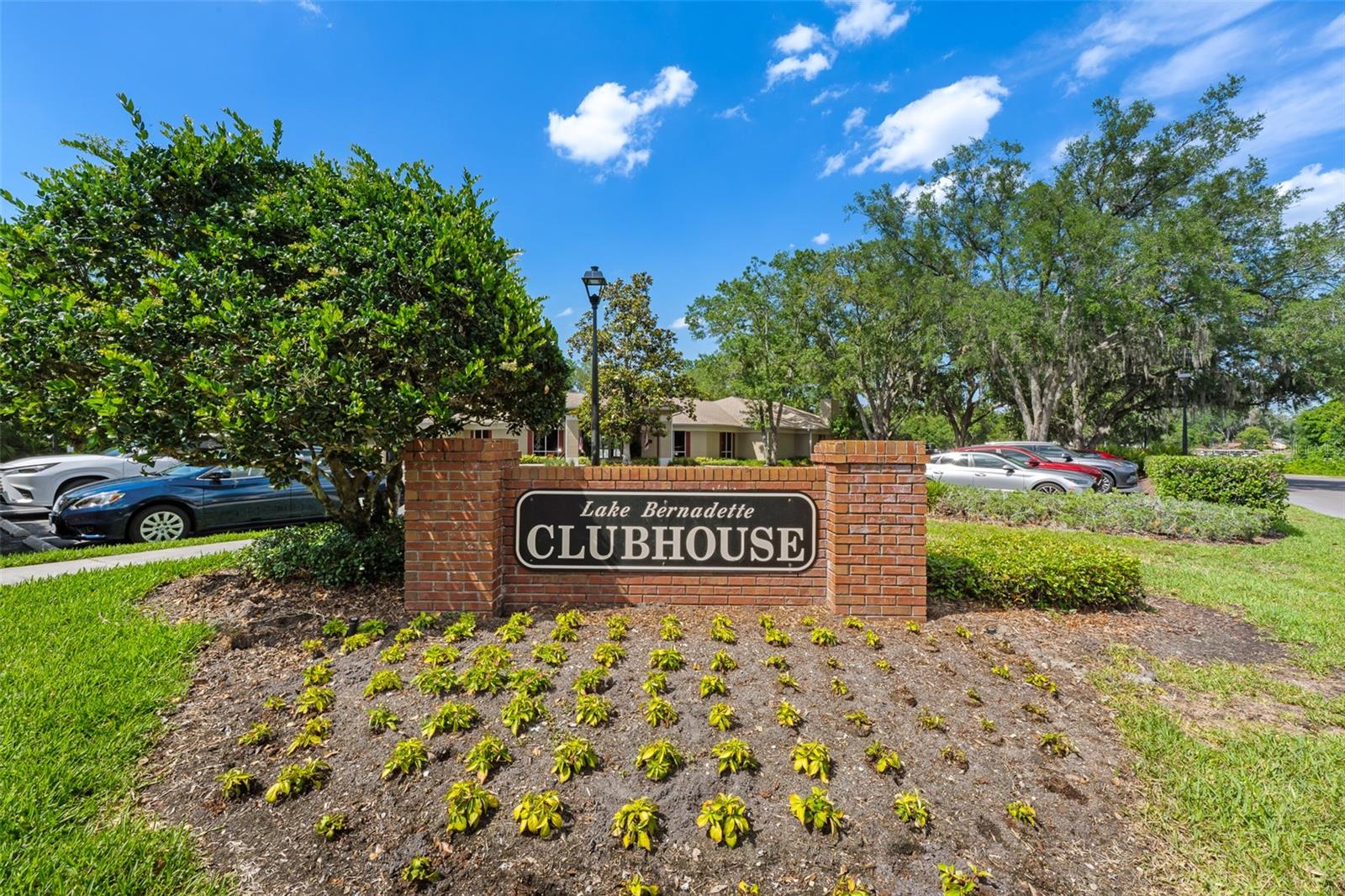 Listing photo id 41 for 5222 New Brittany Lane