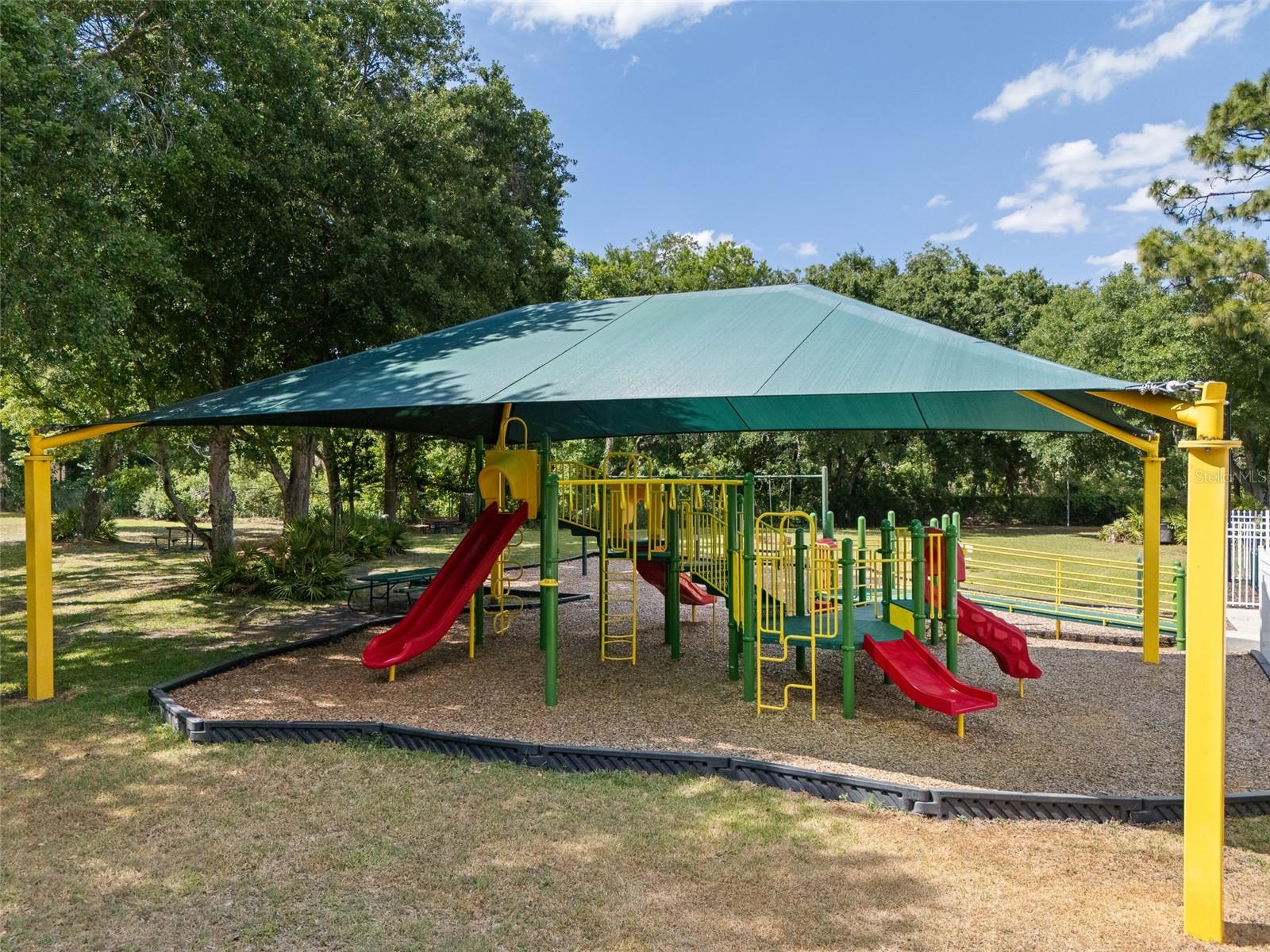 Listing photo id 49 for 5222 New Brittany Lane