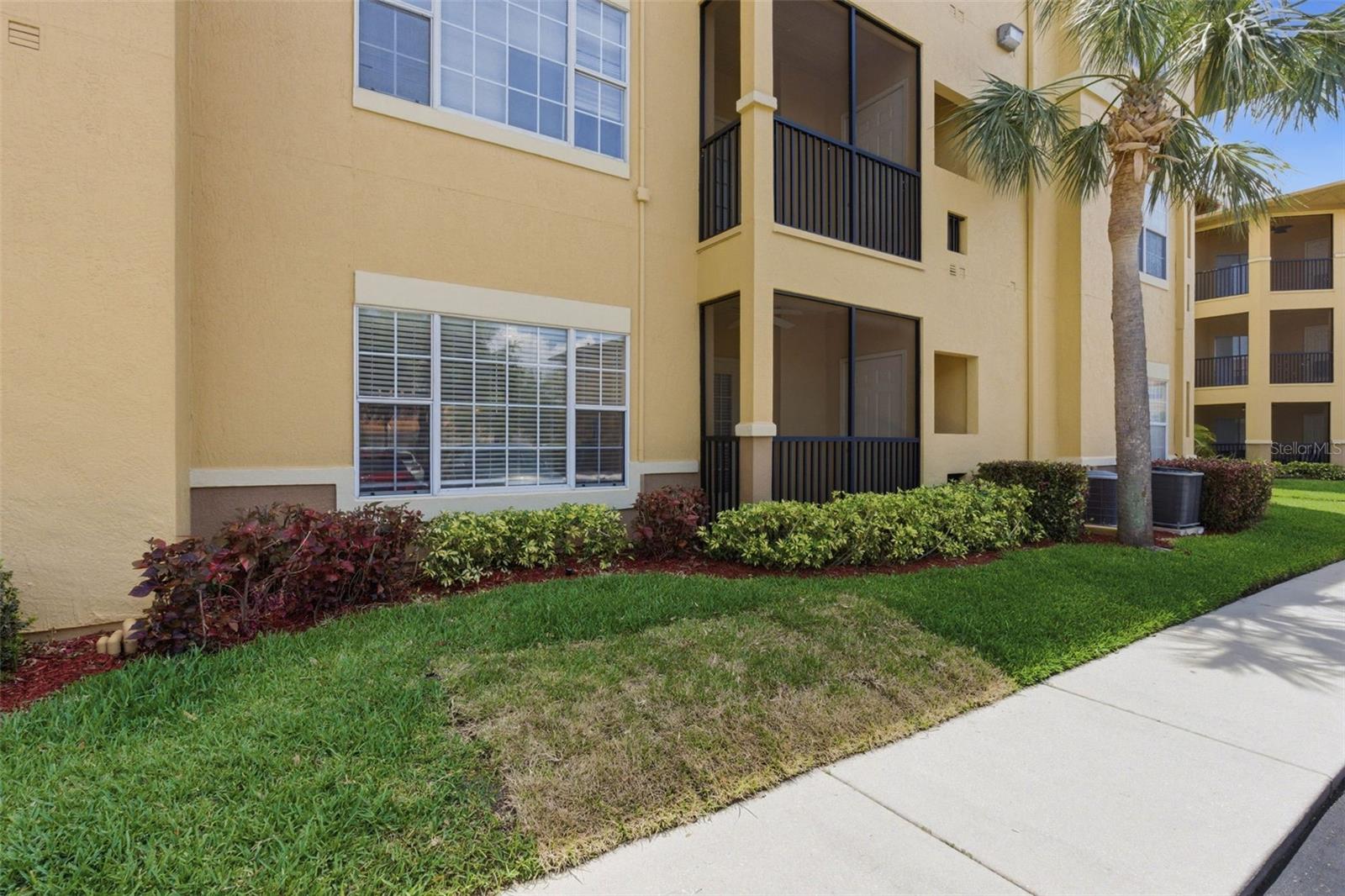 Image 31 of 60 For 4333 Bayside Village Drive 102