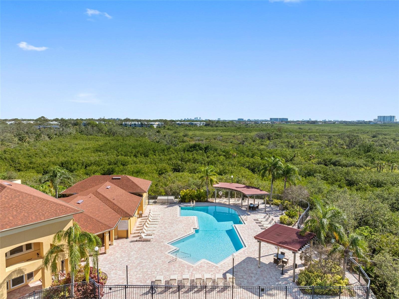 Image 33 of 60 For 4333 Bayside Village Drive 102
