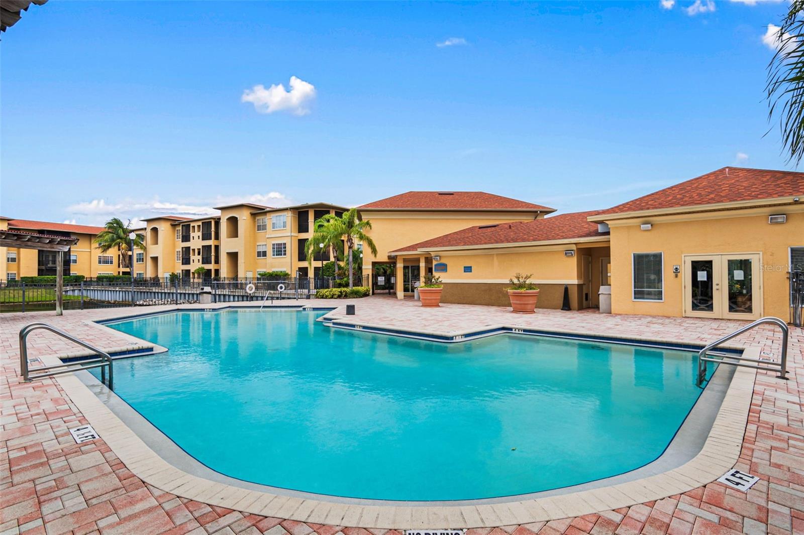 Image 37 of 60 For 4333 Bayside Village Drive 102