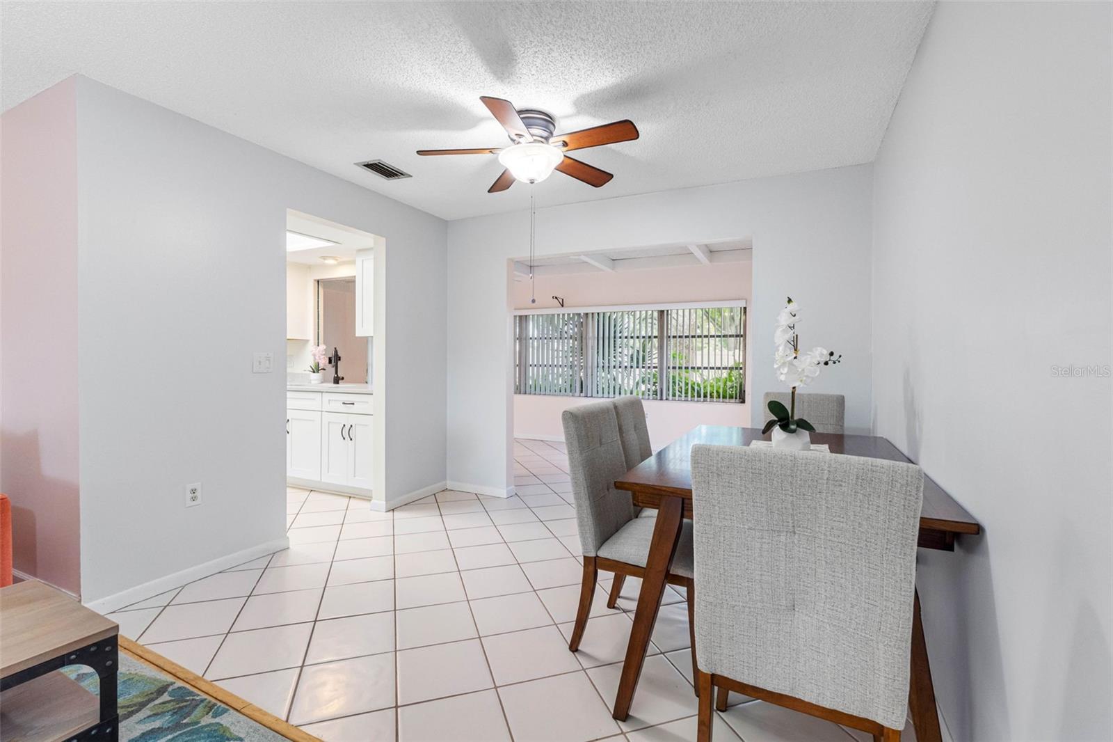 Image 18 of 42 For 12200 Vonn Road 6b