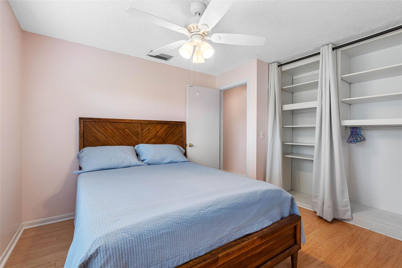 Image 21 of 42 For 12200 Vonn Road 6b