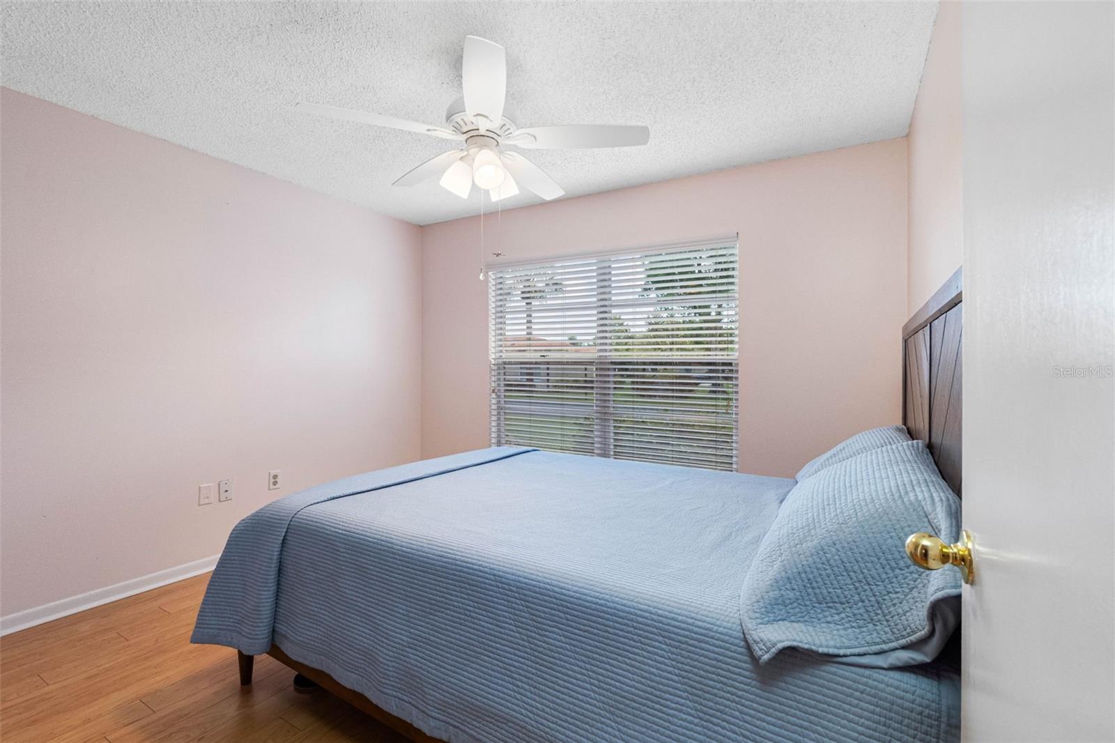 Image 22 of 42 For 12200 Vonn Road 6b
