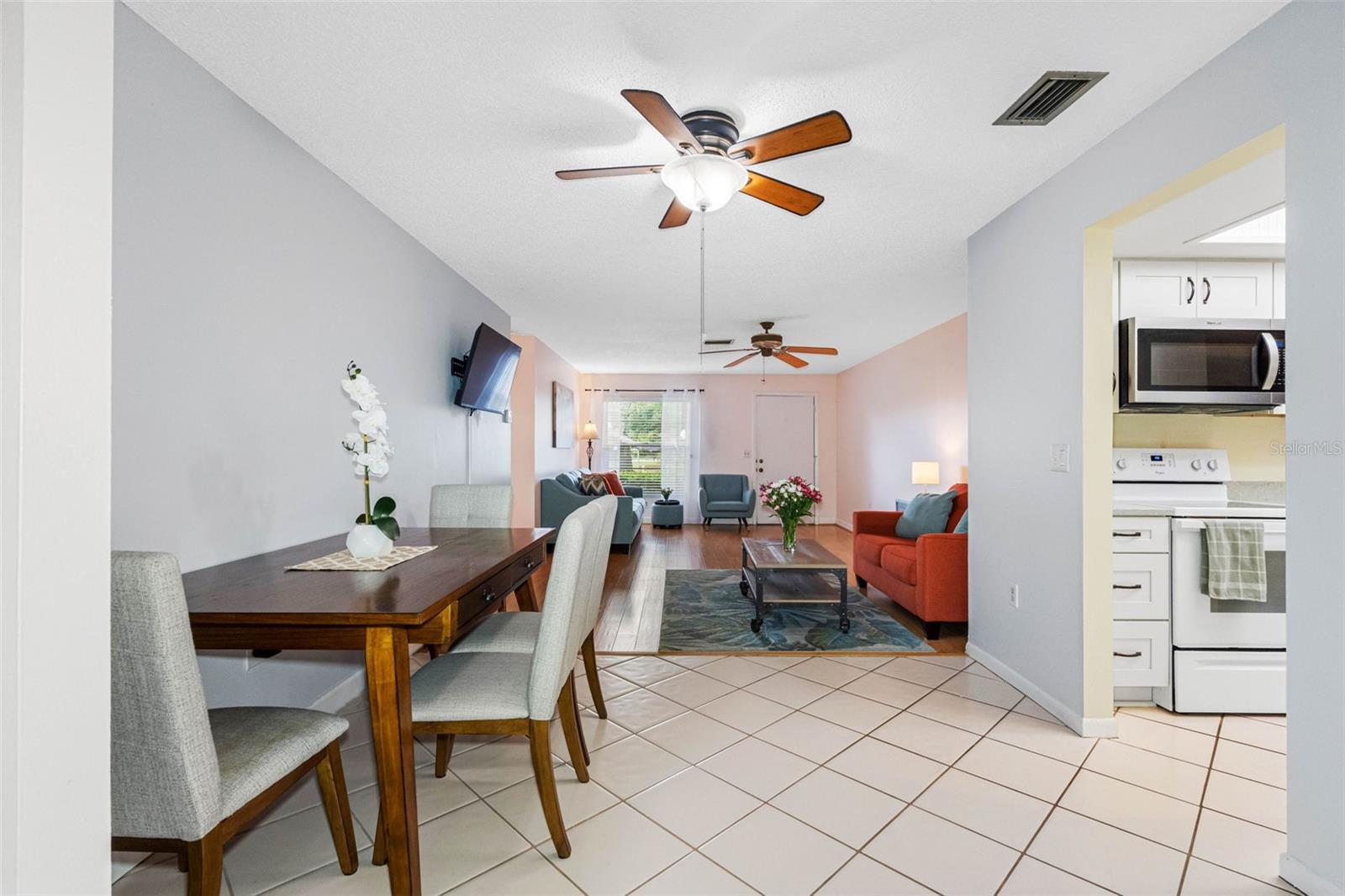 Image 4 of 42 For 12200 Vonn Road 6b