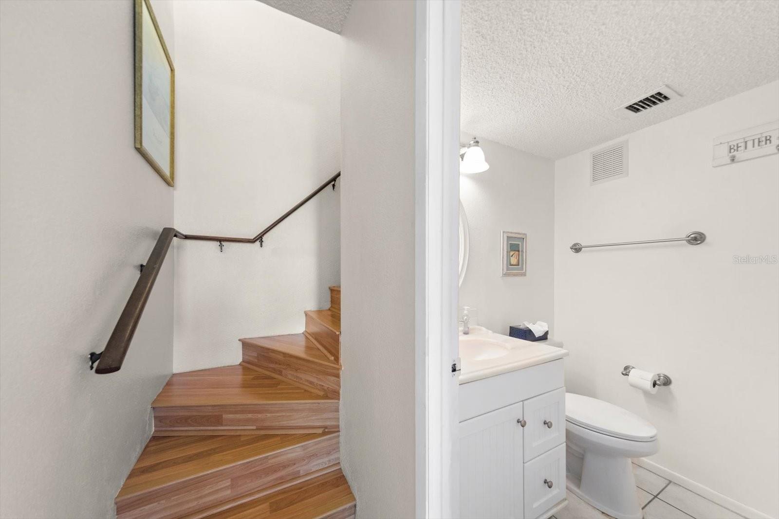 Image 15 of 30 For 179 Medallion Boulevard H