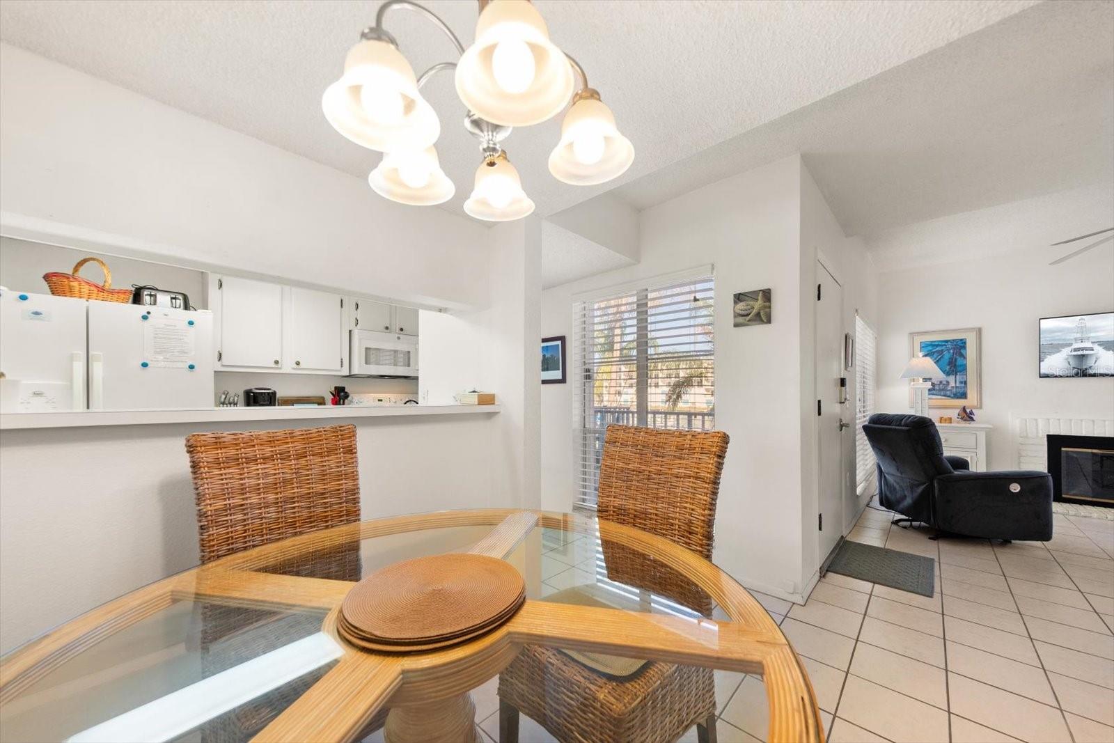 Image 8 of 30 For 179 Medallion Boulevard H