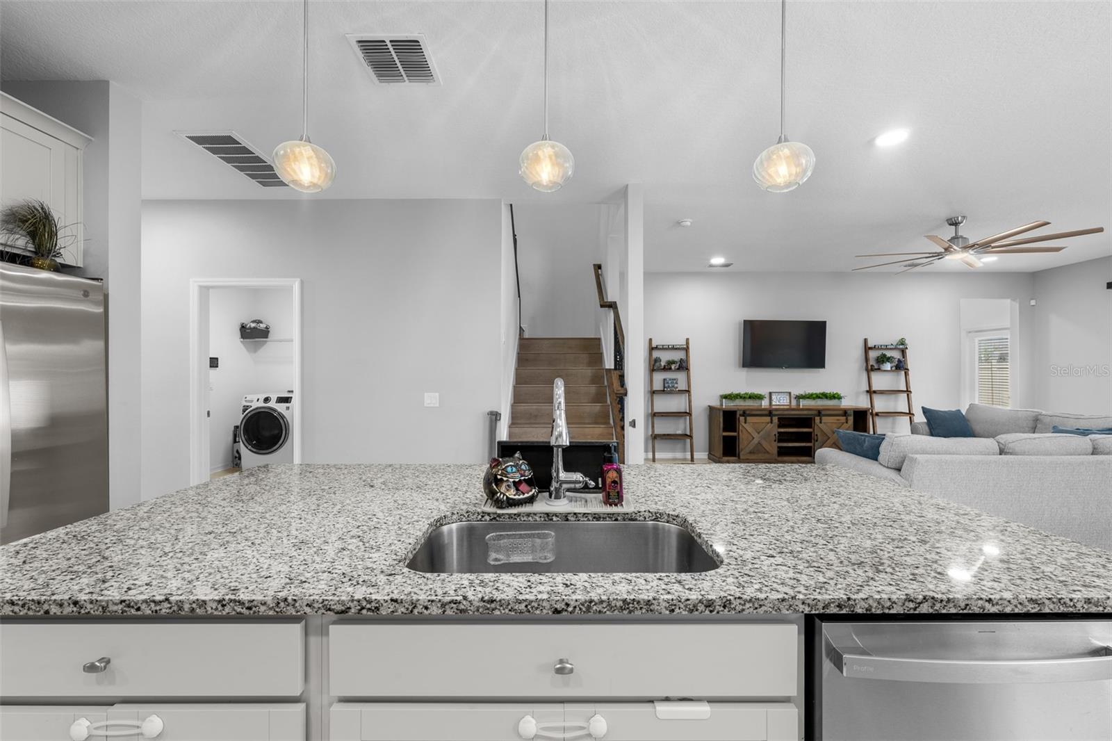 Image 10 of 55 For 31823 Sapna Chime Drive