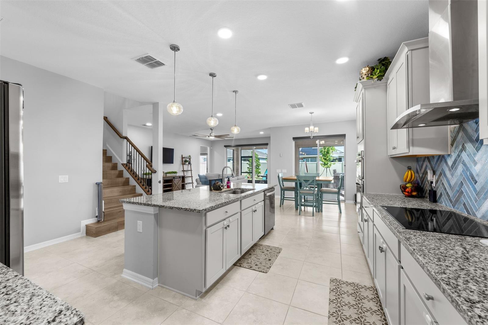 Image 11 of 55 For 31823 Sapna Chime Drive