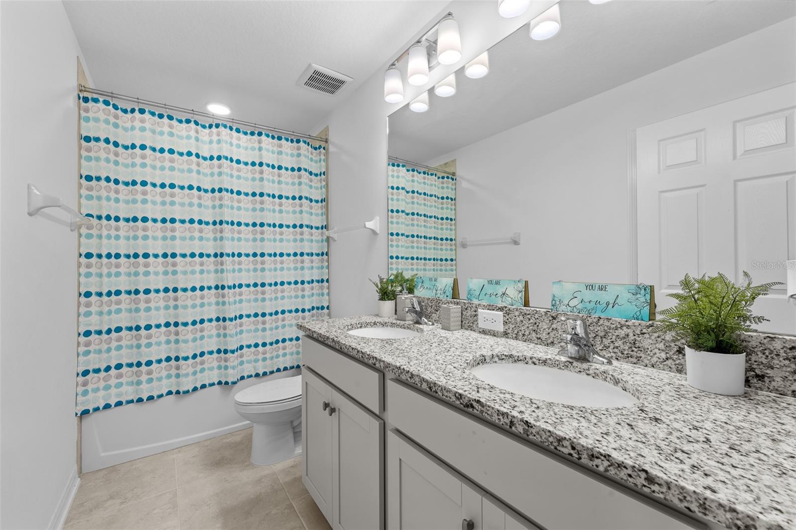 Image 27 of 55 For 31823 Sapna Chime Drive