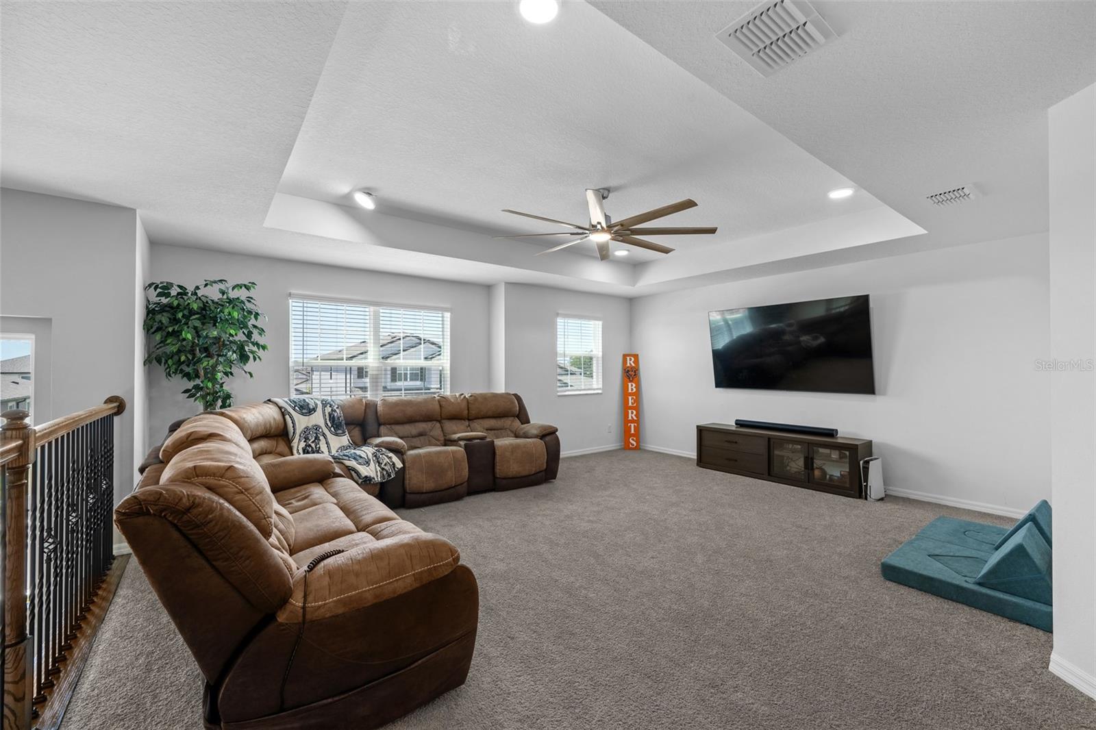 Image 34 of 55 For 31823 Sapna Chime Drive