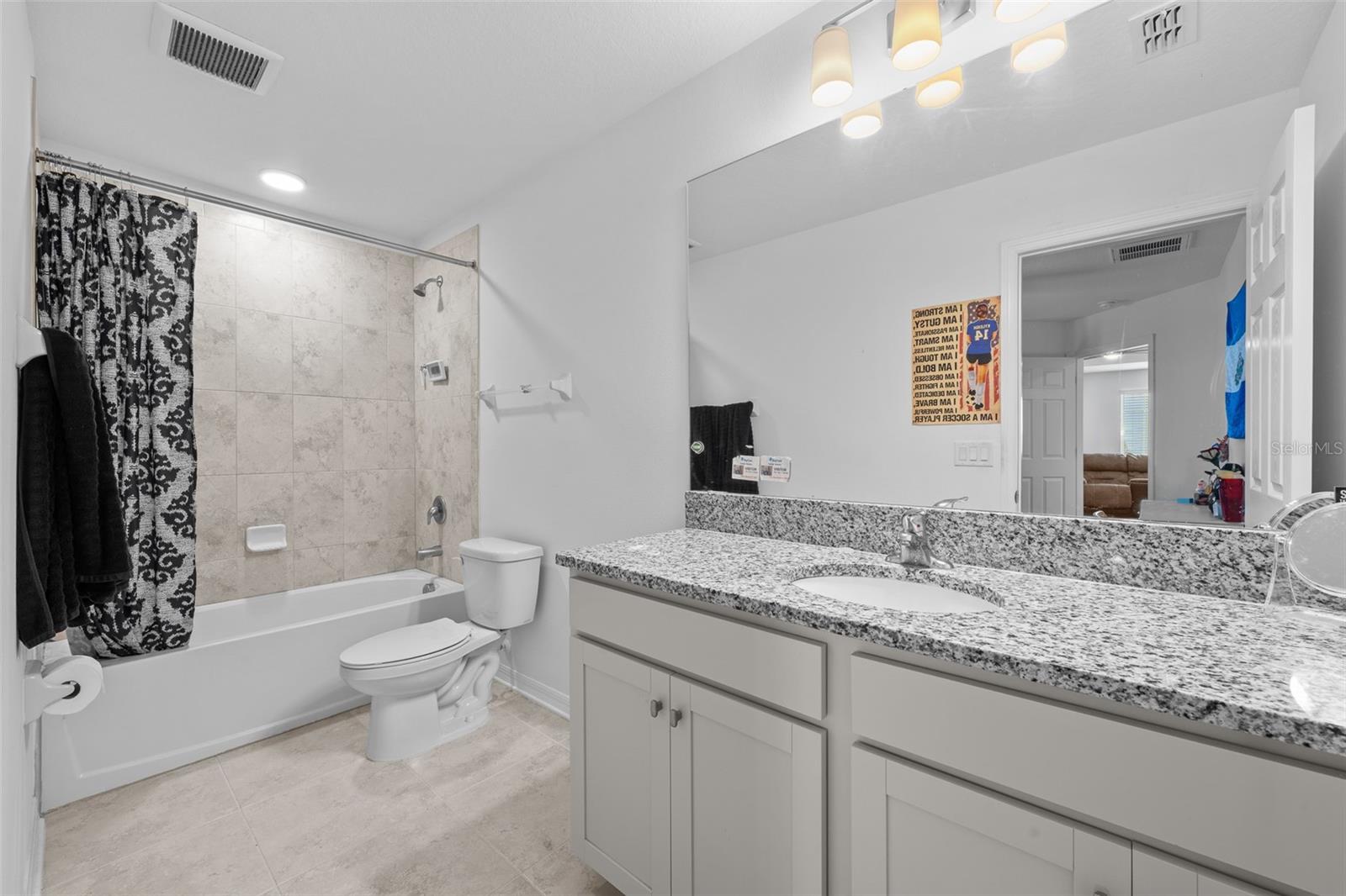 Image 38 of 55 For 31823 Sapna Chime Drive